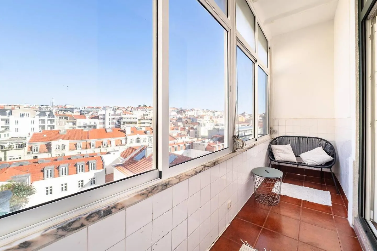 Prime 51 Bedroom Home Overlooking Marques Pombal Apartment Lisbon